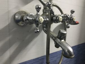faucet installation in heerhugowaard